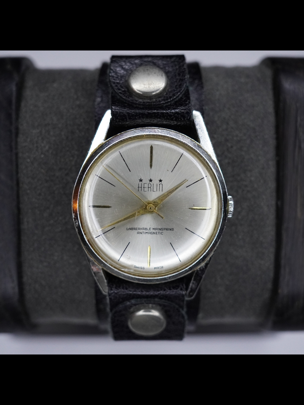 Vintage Herlin Swiss Made Mechanical Watch Silver Dial Antimagnetic Wristwatch
